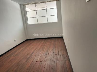 Casa de 5 alcobas en venta en San Jose Sur, Bogotá, 499 m² · foto 17 de 20