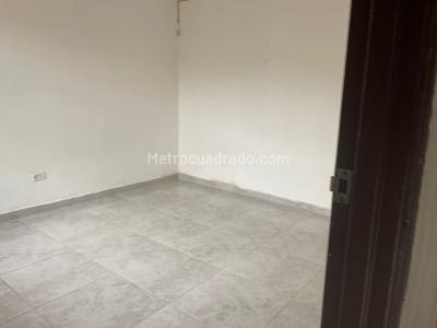 Casa de 5 alcobas en venta en San Jose Obrero, Bogotá, 100 m² · foto 7 de 14