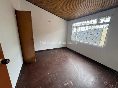 Casa de 5 alcobas en venta en Velodromo, Bogotá, 168 m² · foto 9 de 20
