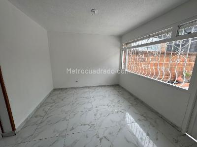 Casa de 5 alcobas en venta en Velodromo, Bogotá, 168 m² · foto 19 de 20