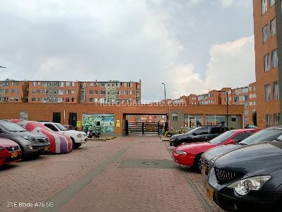 Apartamento de 3 alcobas en venta en Ciudad Verde, Soacha, 54 m² · foto 3 de 19