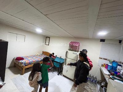 Casa de 5 alcobas en venta en El Angulo, Bogotá, 235 m² · foto 4 de 20