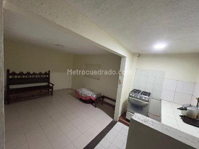 Casa de 5 alcobas en venta en El Angulo, Bogotá, 235 m² · foto 17 de 20