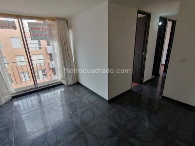 Apartamento de 3 alcobas en venta en Ciudad Verde, Soacha, 46 m² · foto 3 de 10