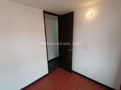 Apartamento de 3 alcobas en venta en Ciudad Verde, Soacha, 46 m² · foto 9 de 10