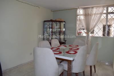 Casa de 5 alcobas en venta en Jazmin, Bogotá, 254 m² · foto 6 de 20