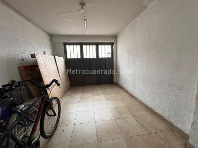Casa en venta en Abraham Lincoln, Bogotá · foto 11 de 20