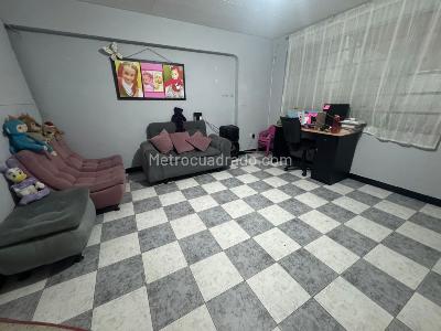Casa en venta en Ciudad Jardin Sur, Bogotá · foto 5 de 14