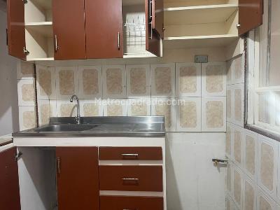 Casa de 5 alcobas en venta en Gustavo Restrepo, Bogotá, 400 m² · foto 3 de 20