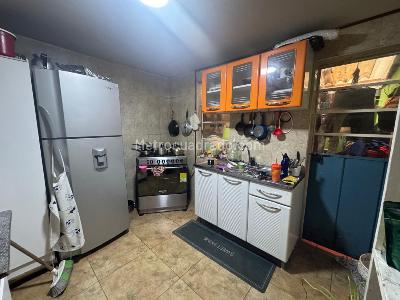Casa de 5 alcobas en venta en Quiroga Sur, Bogotá, 342 m² · foto 6 de 9