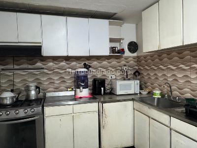 Casa de 5 alcobas en venta en Quiroga Sur, Bogotá, 342 m² · foto 9 de 9