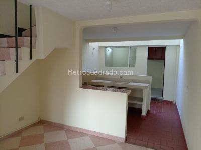 Casa de 3 alcobas en venta en San Mateo, Soacha, 58 m² · foto 3 de 19