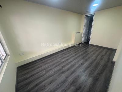 Casa en venta en Las Lomas, Bogotá · foto 3 de 18