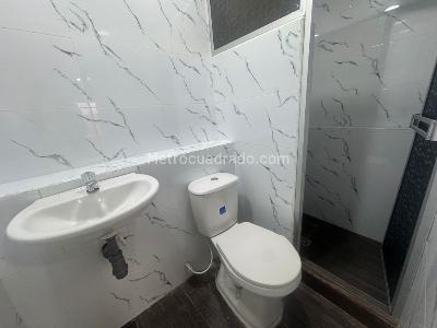 Casa en venta en Las Lomas, Bogotá · foto 4 de 18