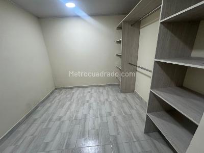Casa en venta en Las Lomas, Bogotá · foto 5 de 18