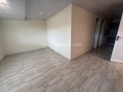 Casa en venta en Las Lomas, Bogotá · foto 10 de 18