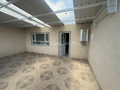 Casa en venta en Las Lomas, Bogotá · foto 17 de 18