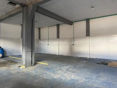 Casa de 3 alcobas en venta en San Benito, Bogotá, 288 m² · foto 3 de 20