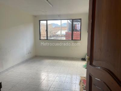 Casa de 3 alcobas en venta en San Benito, Bogotá, 288 m² · foto 12 de 20