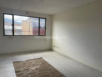 Casa de 3 alcobas en venta en San Benito, Bogotá, 288 m² · foto 13 de 20