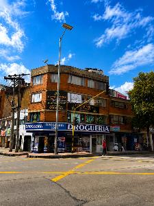 Casa de 5 alcobas en venta en Restrepo, Bogotá, 183 m² · foto 3 de 6
