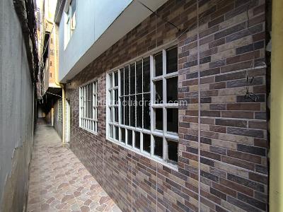 Casa de 5 alcobas en venta en San Carlos, Bogotá, 62 m² · foto 4 de 20