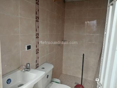 Casa de 5 alcobas en venta en San Carlos, Bogotá, 62 m² · foto 7 de 20