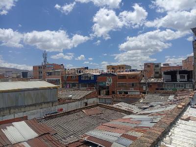 Casa de 5 alcobas en venta en San Carlos, Bogotá, 62 m² · foto 13 de 20