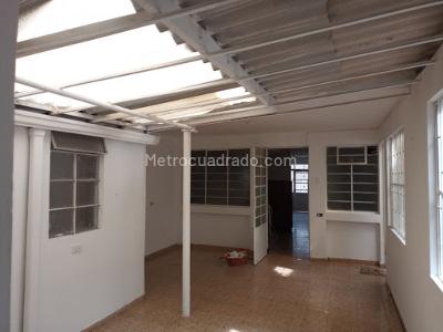 Casa de 5 alcobas en venta en Antonio Nariño, Bogotá, 280 m² · foto 5 de 20
