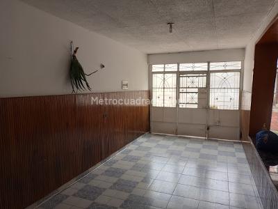 Casa de 5 alcobas en venta en Antonio Nariño, Bogotá, 280 m² · foto 19 de 20