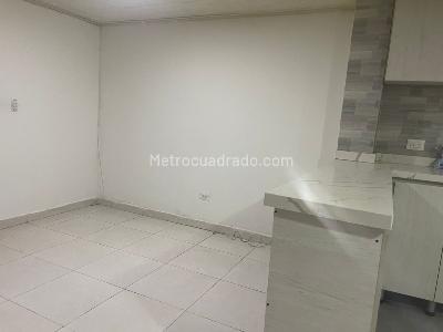 Casa de 5 alcobas en venta en Alcala, Bogotá, 400 m² · foto 5 de 20