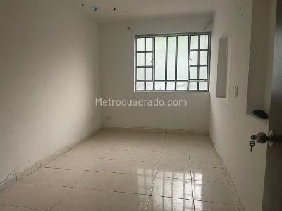 Casa de 5 alcobas en venta en Alcala, Bogotá, 400 m² · foto 14 de 20
