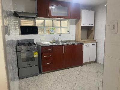 Casa de 5 alcobas en venta en Alcala, Bogotá, 400 m² · foto 16 de 20
