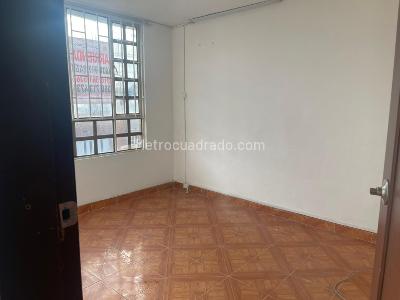 Casa de 5 alcobas en venta en Alcala, Bogotá, 400 m² · foto 17 de 20
