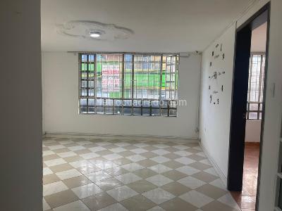 Casa de 5 alcobas en venta en Alcala, Bogotá, 400 m² · foto 19 de 20