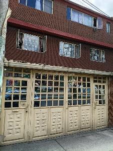 Casa de 5 alcobas en venta en Quiroga, Bogotá, 370 m² · foto 3 de 20