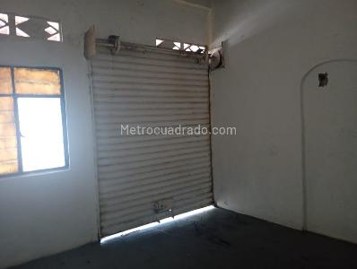 Casa de 5 alcobas en venta en Centenario, Girardot, 402 m² · foto 14 de 14