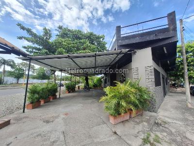 Casa de 5 alcobas en venta en Centenario, Girardot, 402 m² · foto 6 de 14