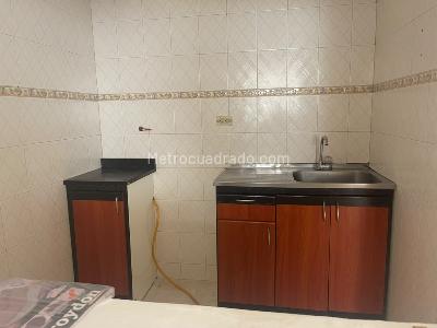Apartamento de 5 alcobas en arriendo en Candelaria La Nueva, Bogotá, 50 m² · foto 3 de 20