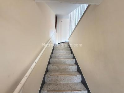 Casa de 5 alcobas en venta en Gustavo Restrepo, Bogotá, 252 m² · foto 15 de 20