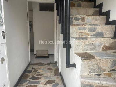 Casa de 5 alcobas en venta en Libertador, Bogotá, 200 m² · foto 9 de 20
