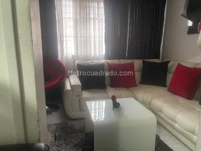 Casa de 5 alcobas en venta en Libertador, Bogotá, 200 m² · foto 10 de 20