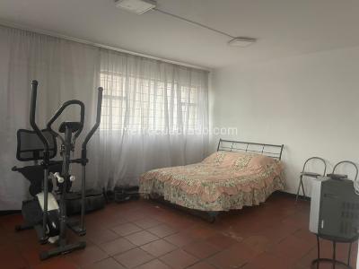 Casa de 5 alcobas en venta en Libertador, Bogotá, 200 m² · foto 18 de 20