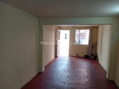 Casa de 3 alcobas en arriendo en Candelaria La Nueva, Bogotá, 80 m² · foto 3 de 20