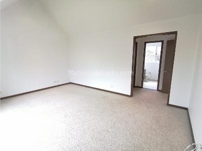 Casa de 4 alcobas en venta en Santa Ana De Chia Ii, Chía, 332 m² · foto 15 de 20