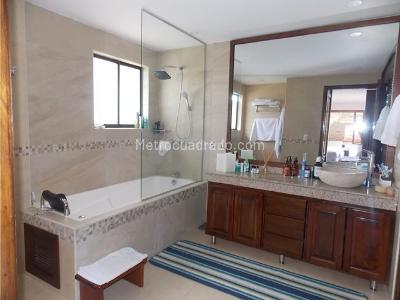 Casa en venta en La Calera, La Calera · foto 10 de 16