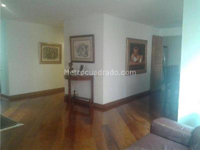Apartamento de 3 alcobas en venta en Chicó, Bogotá, 160 m² · foto 11 de 14