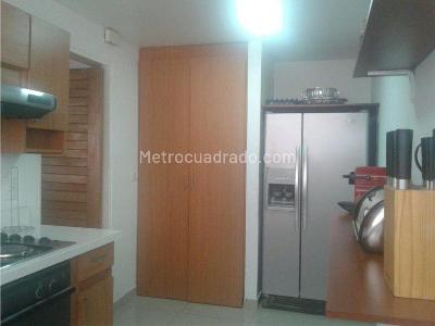 Apartamento de 3 alcobas en venta en Chicó, Bogotá, 160 m² · foto 13 de 14