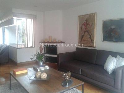 Apartamento de 3 alcobas en venta en Chicó, Bogotá, 160 m² · foto 2 de 14