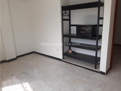 Casa de 4 alcobas en venta en San Antonio, Girardot, 184 m² · foto 9 de 15